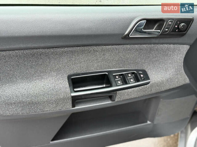 Серый Фольксваген Поло, объемом двигателя 1.39 л и пробегом 153 тыс. км за 3999 $, фото 17 на Automoto.ua