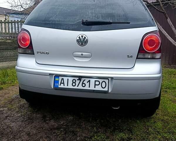 Сірий Фольксваген Поло, об'ємом двигуна 1.39 л та пробігом 267 тис. км за 4200 $, фото 5 на Automoto.ua