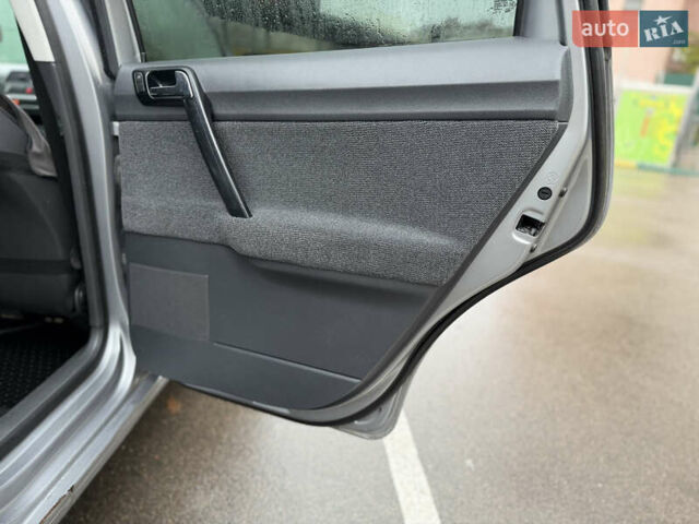 Серый Фольксваген Поло, объемом двигателя 1.39 л и пробегом 153 тыс. км за 3999 $, фото 22 на Automoto.ua