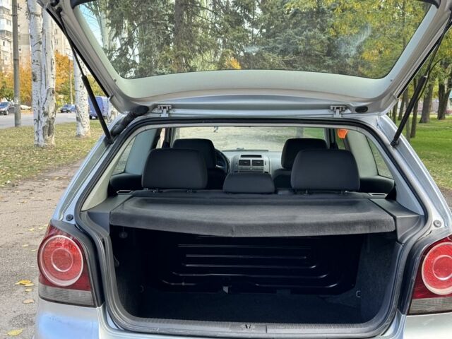 Серый Фольксваген Поло, объемом двигателя 1.2 л и пробегом 209 тыс. км за 3250 $, фото 6 на Automoto.ua