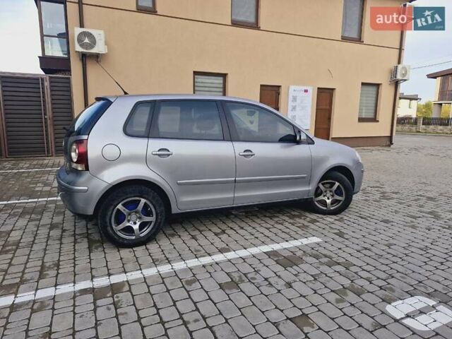 Серый Фольксваген Поло, объемом двигателя 1.4 л и пробегом 217 тыс. км за 5999 $, фото 9 на Automoto.ua