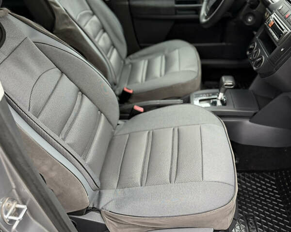 Серый Фольксваген Поло, объемом двигателя 1.39 л и пробегом 153 тыс. км за 3999 $, фото 28 на Automoto.ua