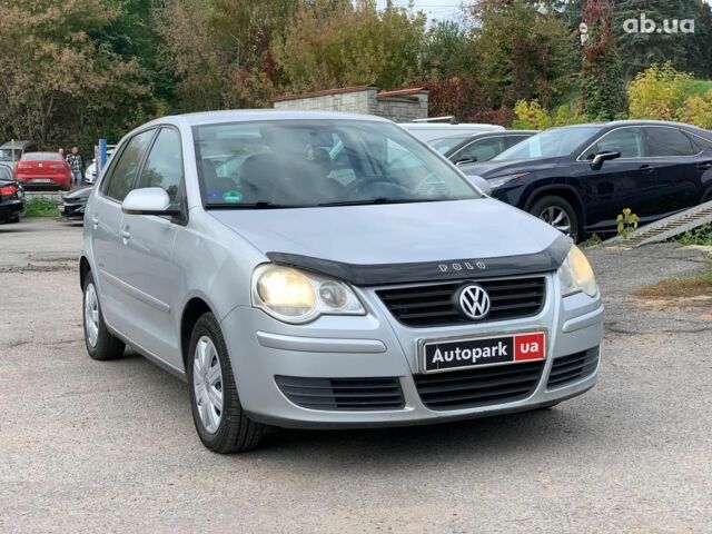 Серый Фольксваген Поло, объемом двигателя 1.4 л и пробегом 257 тыс. км за 4790 $, фото 2 на Automoto.ua