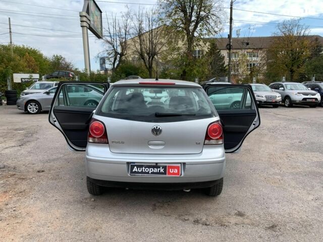 Серый Фольксваген Поло, объемом двигателя 1.4 л и пробегом 257 тыс. км за 4790 $, фото 14 на Automoto.ua