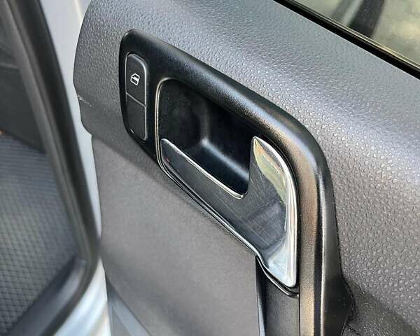 Серый Фольксваген Поло, объемом двигателя 1.4 л и пробегом 237 тыс. км за 4600 $, фото 71 на Automoto.ua