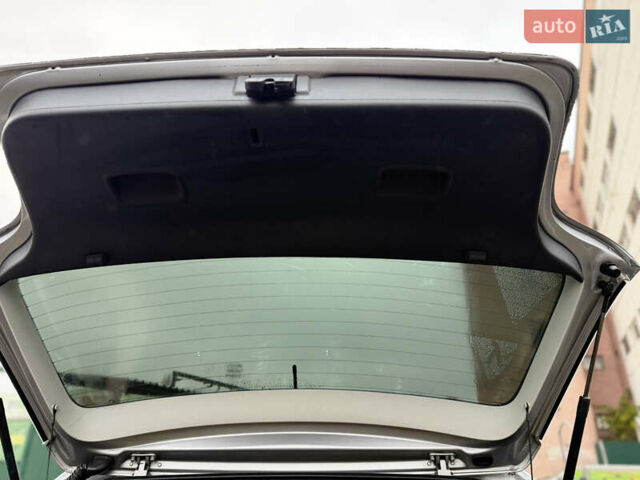 Серый Фольксваген Поло, объемом двигателя 1.39 л и пробегом 153 тыс. км за 3999 $, фото 31 на Automoto.ua