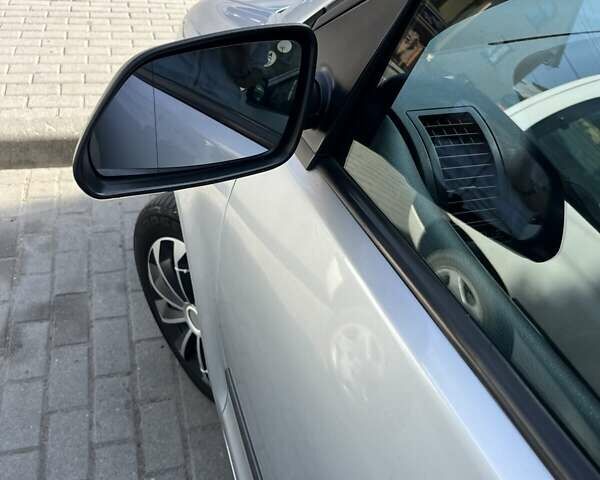 Серый Фольксваген Поло, объемом двигателя 1.4 л и пробегом 237 тыс. км за 4600 $, фото 91 на Automoto.ua