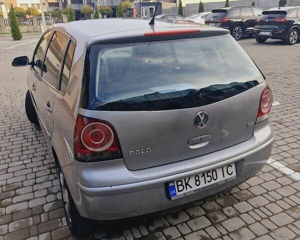 Серый Фольксваген Поло, объемом двигателя 1.4 л и пробегом 217 тыс. км за 5999 $, фото 10 на Automoto.ua