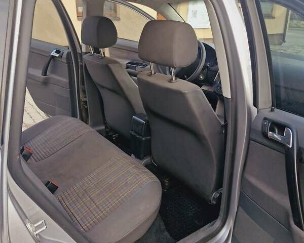 Серый Фольксваген Поло, объемом двигателя 1.4 л и пробегом 217 тыс. км за 5999 $, фото 19 на Automoto.ua