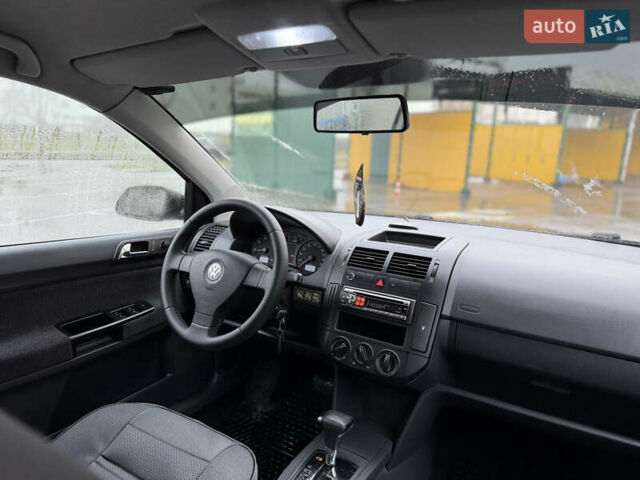 Серый Фольксваген Поло, объемом двигателя 1.39 л и пробегом 153 тыс. км за 3999 $, фото 23 на Automoto.ua