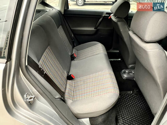 Серый Фольксваген Поло, объемом двигателя 1.4 л и пробегом 192 тыс. км за 5900 $, фото 25 на Automoto.ua