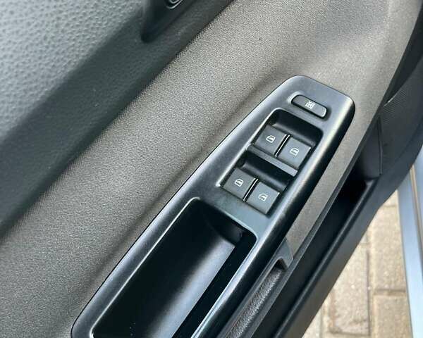 Серый Фольксваген Поло, объемом двигателя 1.4 л и пробегом 237 тыс. км за 4600 $, фото 7 на Automoto.ua