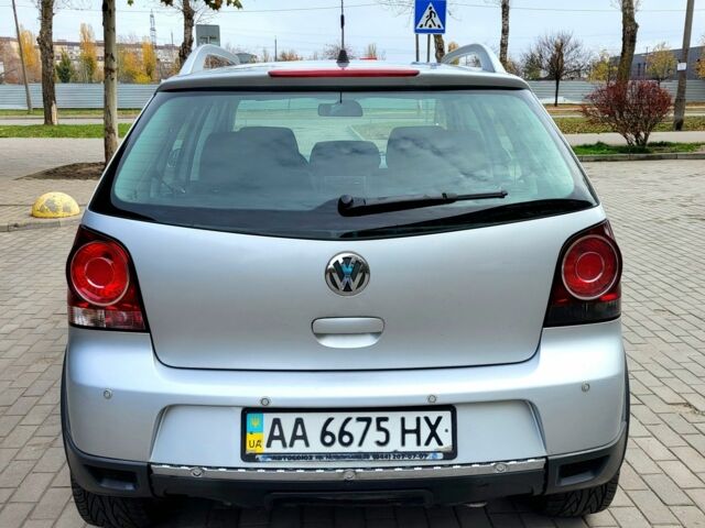 Сірий Фольксваген Поло, об'ємом двигуна 1.4 л та пробігом 180 тис. км за 6900 $, фото 18 на Automoto.ua