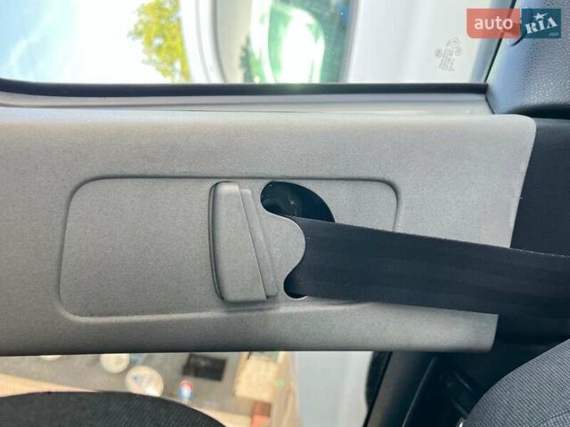 Серый Фольксваген Поло, объемом двигателя 1.4 л и пробегом 237 тыс. км за 4600 $, фото 44 на Automoto.ua