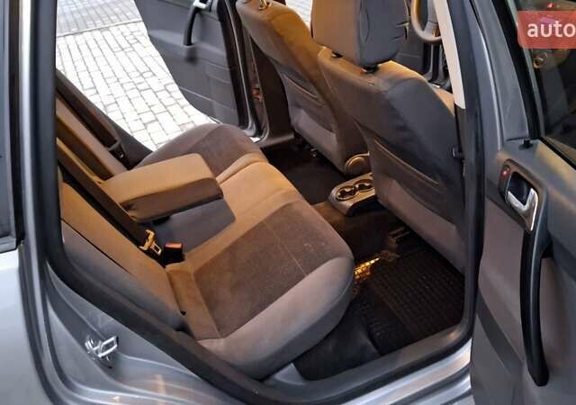 Серый Фольксваген Поло, объемом двигателя 1.2 л и пробегом 191 тыс. км за 4350 $, фото 22 на Automoto.ua