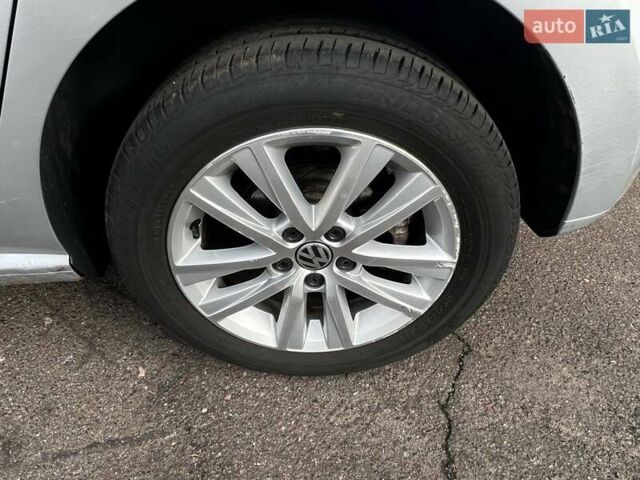 Сірий Фольксваген Поло, об'ємом двигуна 1.39 л та пробігом 245 тис. км за 6000 $, фото 11 на Automoto.ua