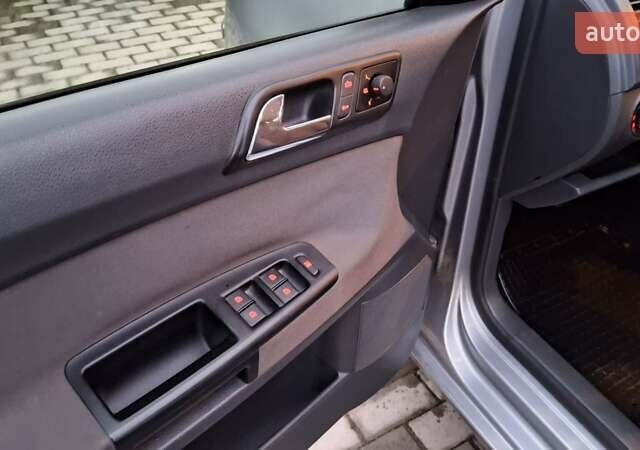 Серый Фольксваген Поло, объемом двигателя 1.2 л и пробегом 191 тыс. км за 4350 $, фото 23 на Automoto.ua