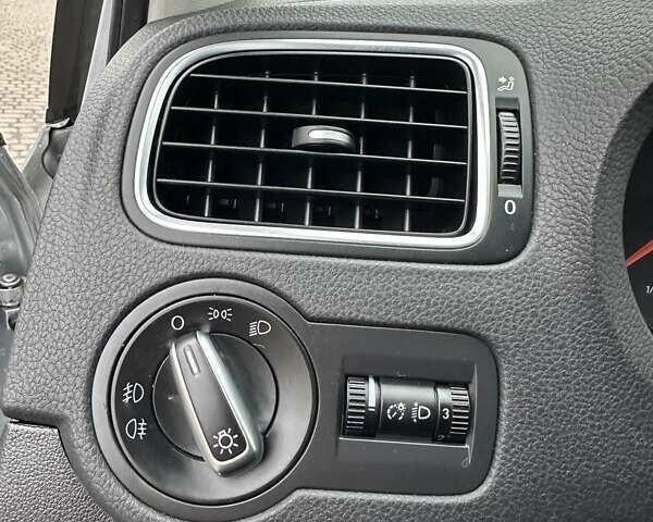 Серый Фольксваген Поло, объемом двигателя 1.6 л и пробегом 177 тыс. км за 8650 $, фото 24 на Automoto.ua