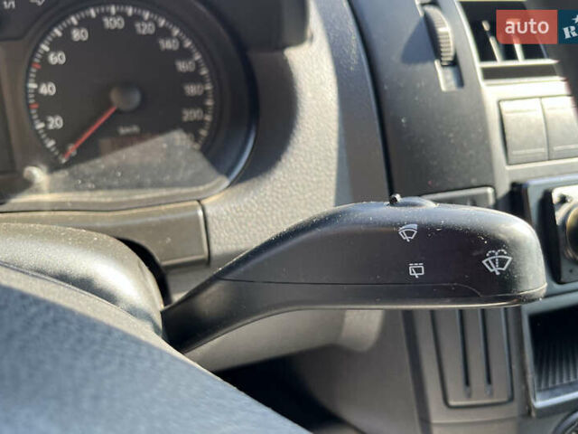 Серый Фольксваген Поло, объемом двигателя 1.2 л и пробегом 190 тыс. км за 5000 $, фото 17 на Automoto.ua