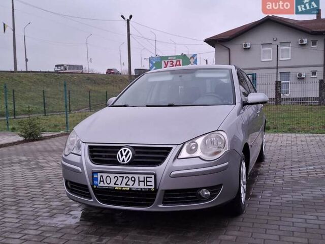 Серый Фольксваген Поло, объемом двигателя 1.2 л и пробегом 191 тыс. км за 4350 $, фото 3 на Automoto.ua