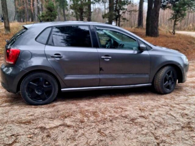 Сірий Фольксваген Поло, об'ємом двигуна 1.2 л та пробігом 193 тис. км за 3700 $, фото 6 на Automoto.ua