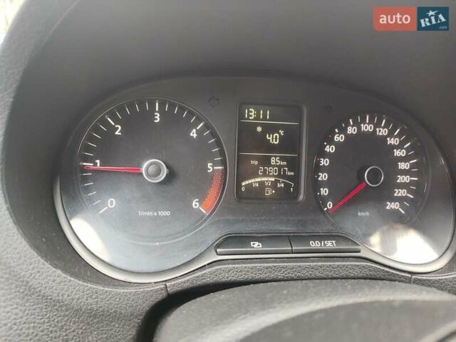 Сірий Фольксваген Поло, об'ємом двигуна 1.6 л та пробігом 280 тис. км за 6700 $, фото 9 на Automoto.ua