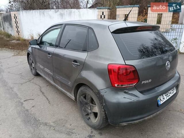 Серый Фольксваген Поло, объемом двигателя 1.2 л и пробегом 192 тыс. км за 3800 $, фото 9 на Automoto.ua