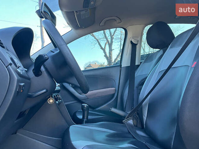 Сірий Фольксваген Поло, об'ємом двигуна 1.2 л та пробігом 175 тис. км за 6800 $, фото 8 на Automoto.ua