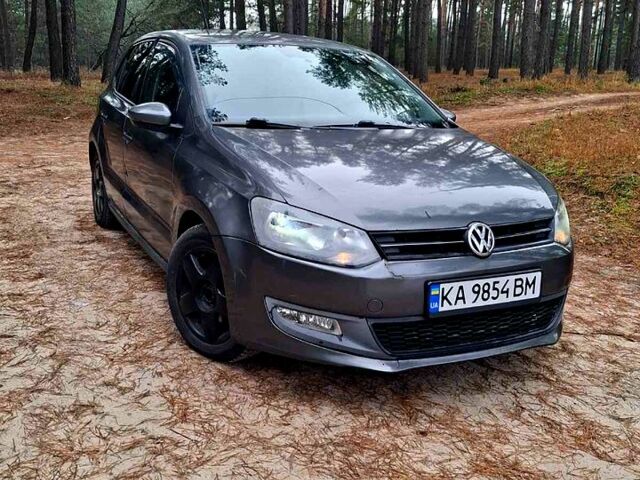 Сірий Фольксваген Поло, об'ємом двигуна 1.2 л та пробігом 193 тис. км за 3700 $, фото 2 на Automoto.ua