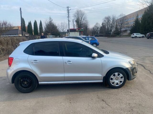 Сірий Фольксваген Поло, об'ємом двигуна 1.4 л та пробігом 274 тис. км за 5400 $, фото 1 на Automoto.ua