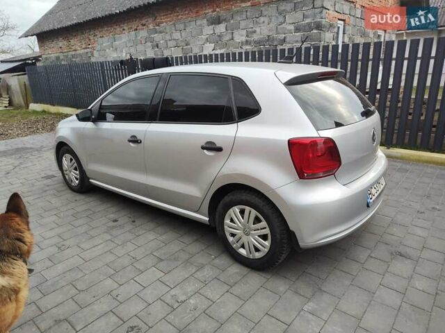 Сірий Фольксваген Поло, об'ємом двигуна 1.6 л та пробігом 280 тис. км за 6700 $, фото 2 на Automoto.ua