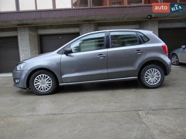 Сірий Фольксваген Поло, об'ємом двигуна 1.2 л та пробігом 277 тис. км за 4500 $, фото 4 на Automoto.ua