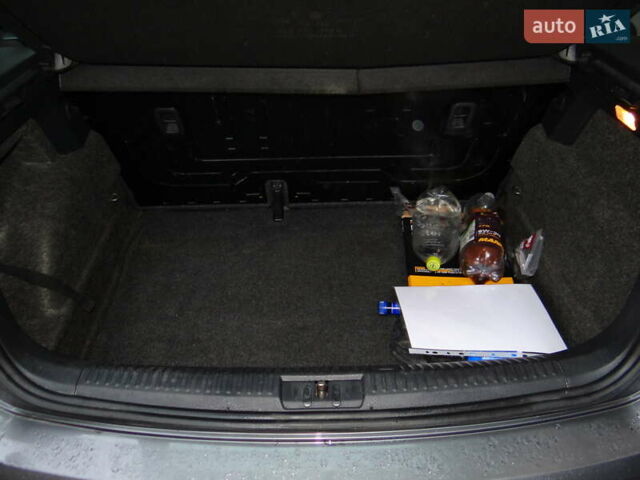 Сірий Фольксваген Поло, об'ємом двигуна 1.2 л та пробігом 277 тис. км за 4500 $, фото 12 на Automoto.ua