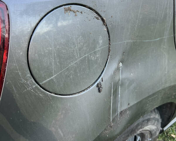 Серый Фольксваген Поло, объемом двигателя 1.6 л и пробегом 286 тыс. км за 3500 $, фото 5 на Automoto.ua