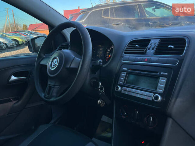 Сірий Фольксваген Поло, об'ємом двигуна 1.2 л та пробігом 175 тис. км за 6800 $, фото 14 на Automoto.ua