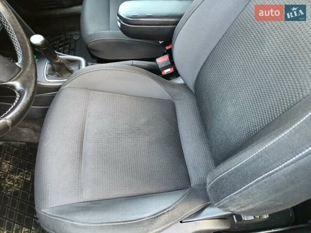 Сірий Фольксваген Поло, об'ємом двигуна 1.2 л та пробігом 242 тис. км за 5560 $, фото 17 на Automoto.ua
