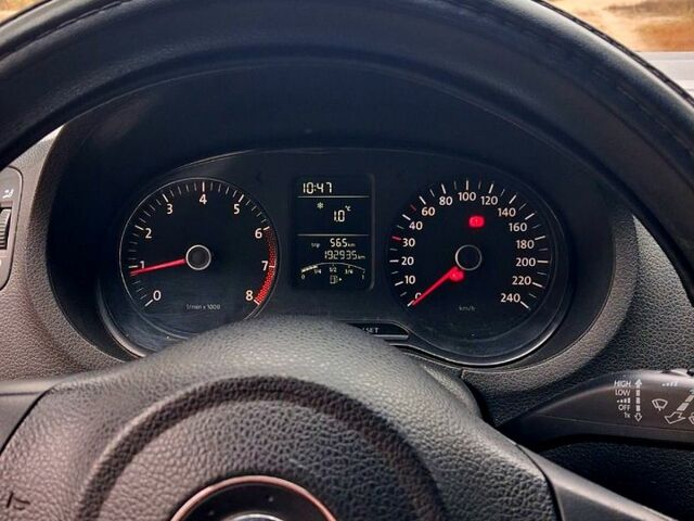 Сірий Фольксваген Поло, об'ємом двигуна 1.2 л та пробігом 193 тис. км за 3700 $, фото 12 на Automoto.ua