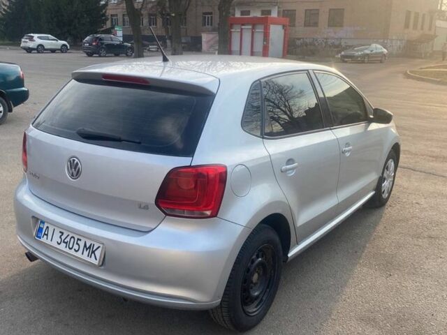 Сірий Фольксваген Поло, об'ємом двигуна 1.4 л та пробігом 274 тис. км за 5400 $, фото 2 на Automoto.ua