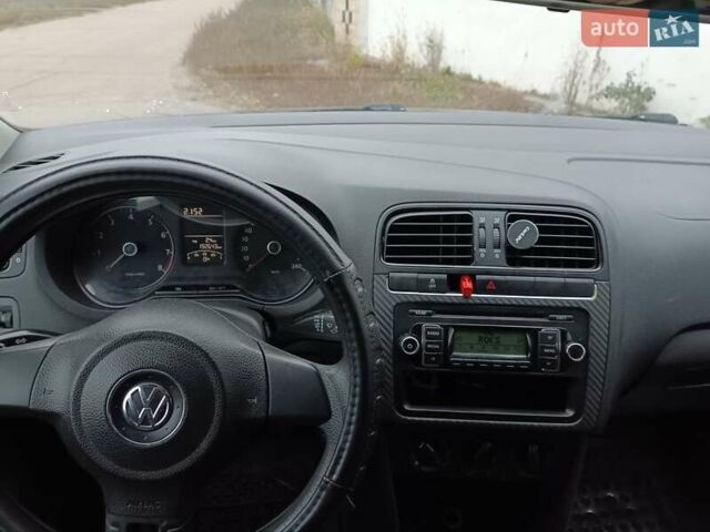 Серый Фольксваген Поло, объемом двигателя 1.2 л и пробегом 192 тыс. км за 3800 $, фото 10 на Automoto.ua