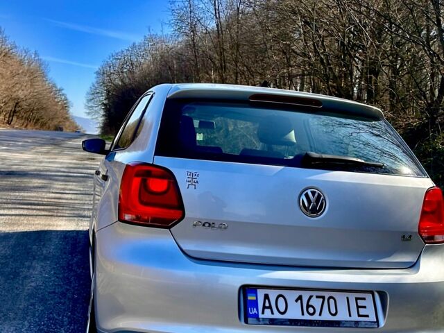 Серый Фольксваген Поло, объемом двигателя 1.4 л и пробегом 175 тыс. км за 6700 $, фото 6 на Automoto.ua