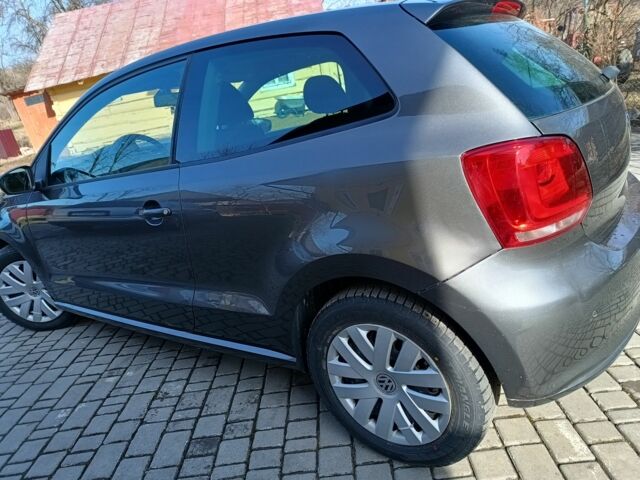 Сірий Фольксваген Поло, об'ємом двигуна 1.2 л та пробігом 257 тис. км за 5200 $, фото 1 на Automoto.ua