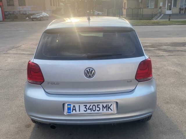 Сірий Фольксваген Поло, об'ємом двигуна 1.4 л та пробігом 274 тис. км за 5400 $, фото 3 на Automoto.ua