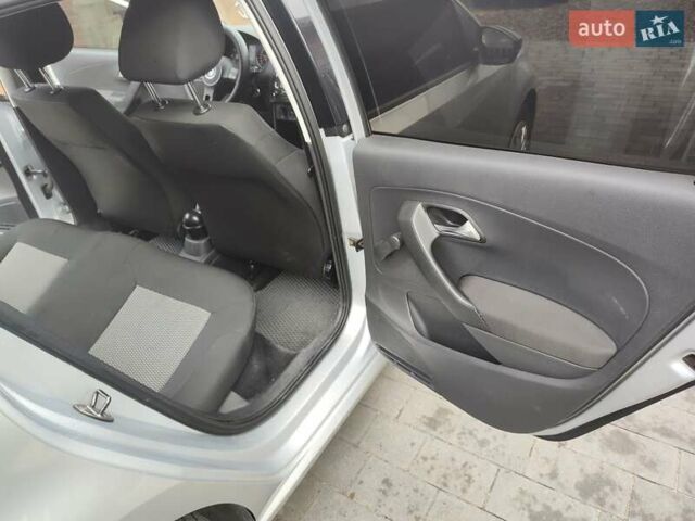 Сірий Фольксваген Поло, об'ємом двигуна 1.6 л та пробігом 280 тис. км за 6700 $, фото 6 на Automoto.ua