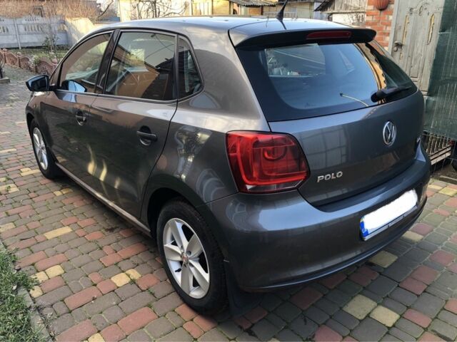 Серый Фольксваген Поло, объемом двигателя 1.6 л и пробегом 165 тыс. км за 7000 $, фото 4 на Automoto.ua