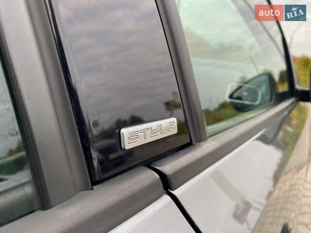 Сірий Фольксваген Поло, об'ємом двигуна 1.2 л та пробігом 250 тис. км за 6300 $, фото 17 на Automoto.ua