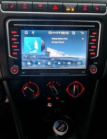 Серый Фольксваген Поло, объемом двигателя 1.2 л и пробегом 210 тыс. км за 6299 $, фото 14 на Automoto.ua