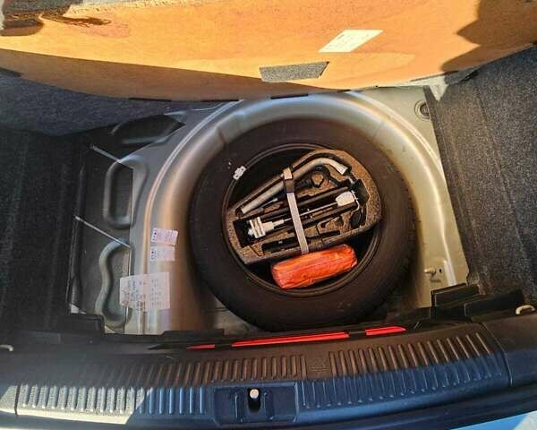 Серый Фольксваген Поло, объемом двигателя 1.2 л и пробегом 207 тыс. км за 6250 $, фото 10 на Automoto.ua