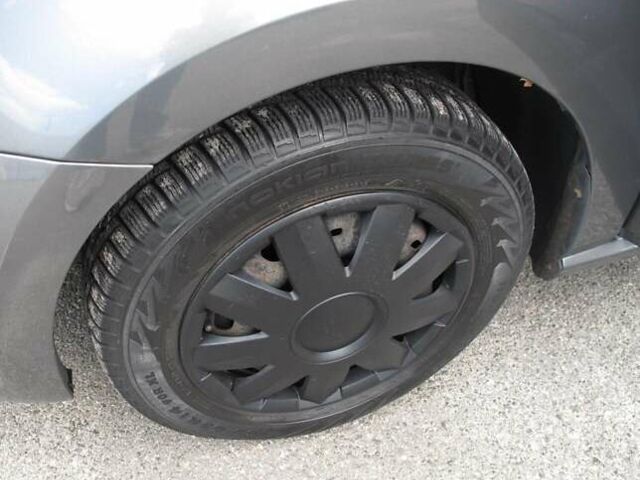 Сірий Фольксваген Поло, об'ємом двигуна 1.2 л та пробігом 227 тис. км за 5400 $, фото 15 на Automoto.ua