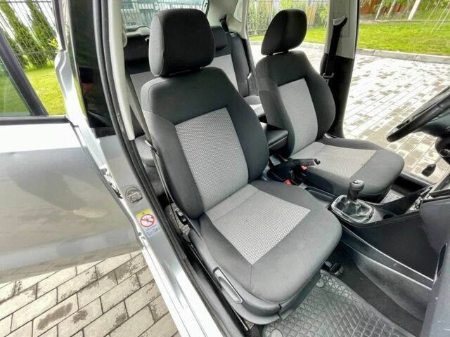 Серый Фольксваген Поло, объемом двигателя 1.2 л и пробегом 238 тыс. км за 5000 $, фото 17 на Automoto.ua