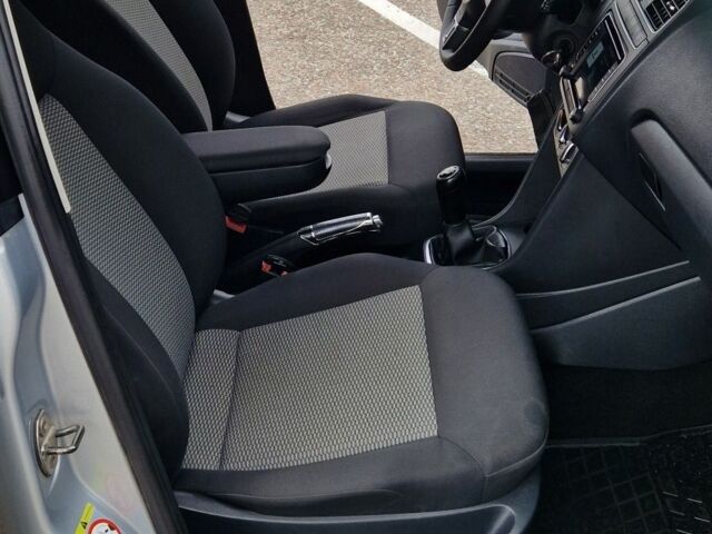 Сірий Фольксваген Поло, об'ємом двигуна 1.2 л та пробігом 210 тис. км за 6299 $, фото 6 на Automoto.ua